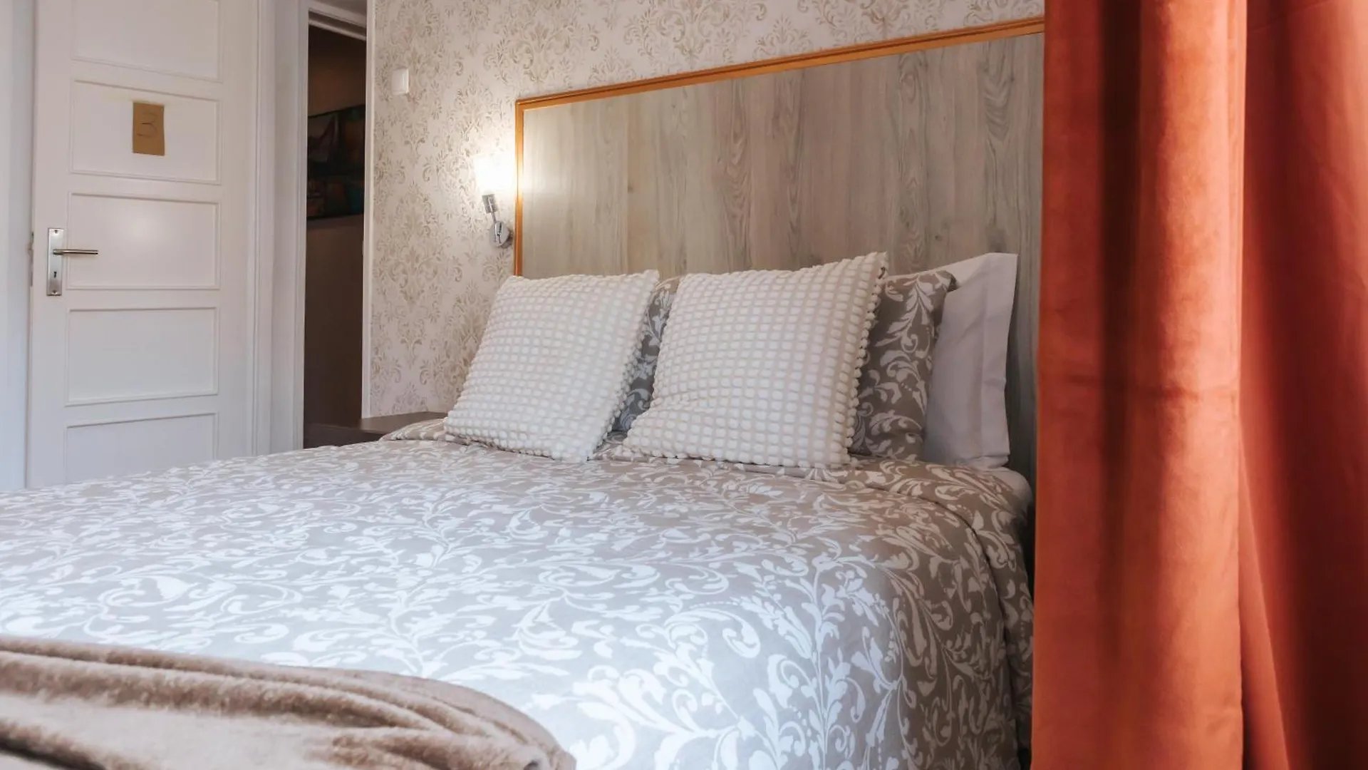 Aquilla Family Room 304 Lisbon Homestay